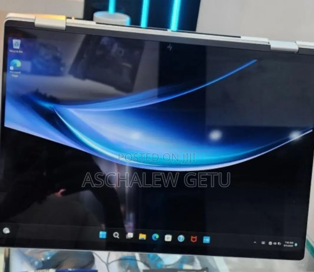 New Laptop HP Envy X360 16GB Intel Core I7 SSD 512GB