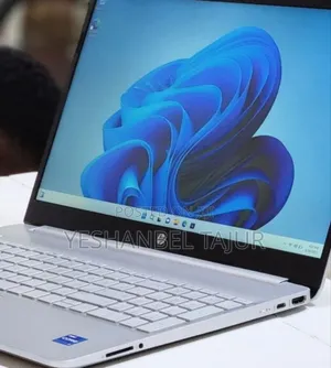 New Laptop HP Stream Notebook 16GB Intel Core I7 SSD 512GB