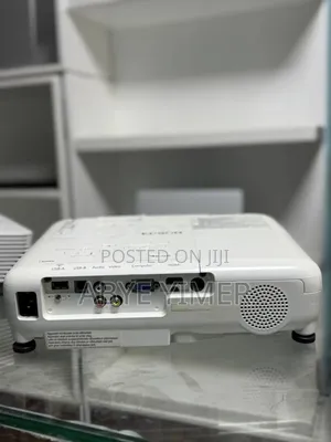 Epson Projector Model Name: Eb-S05 With Bag