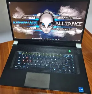 New Laptop Alienware M17x R2 16GB Intel Core I7 SSD 512GB