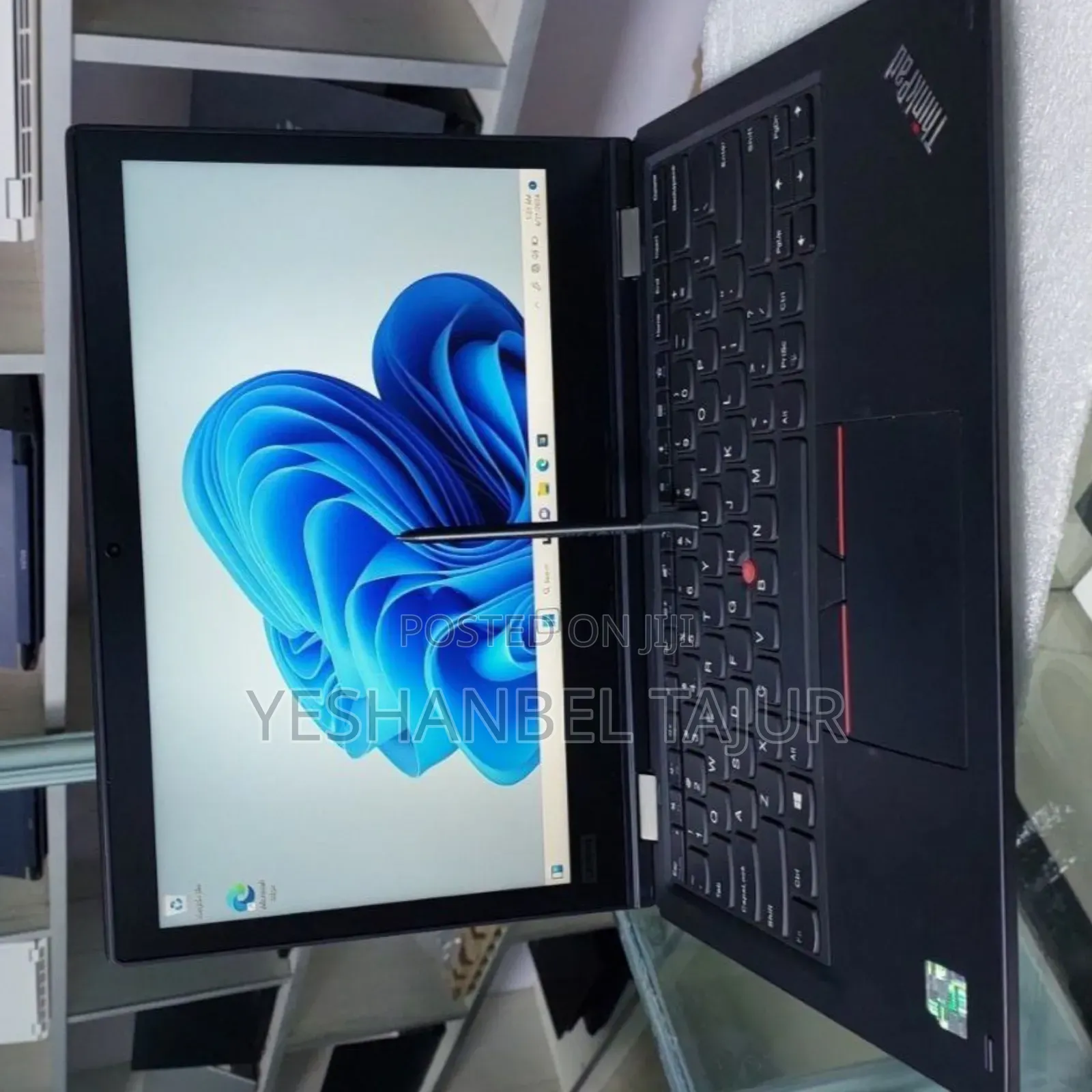 New Laptop Lenovo ThinkPad Yoga 8GB Intel Core I5 SSD 512GB
