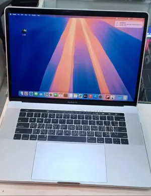 New Laptop Apple MacBook Pro 2018 32GB Intel Core I9 SSD 1T