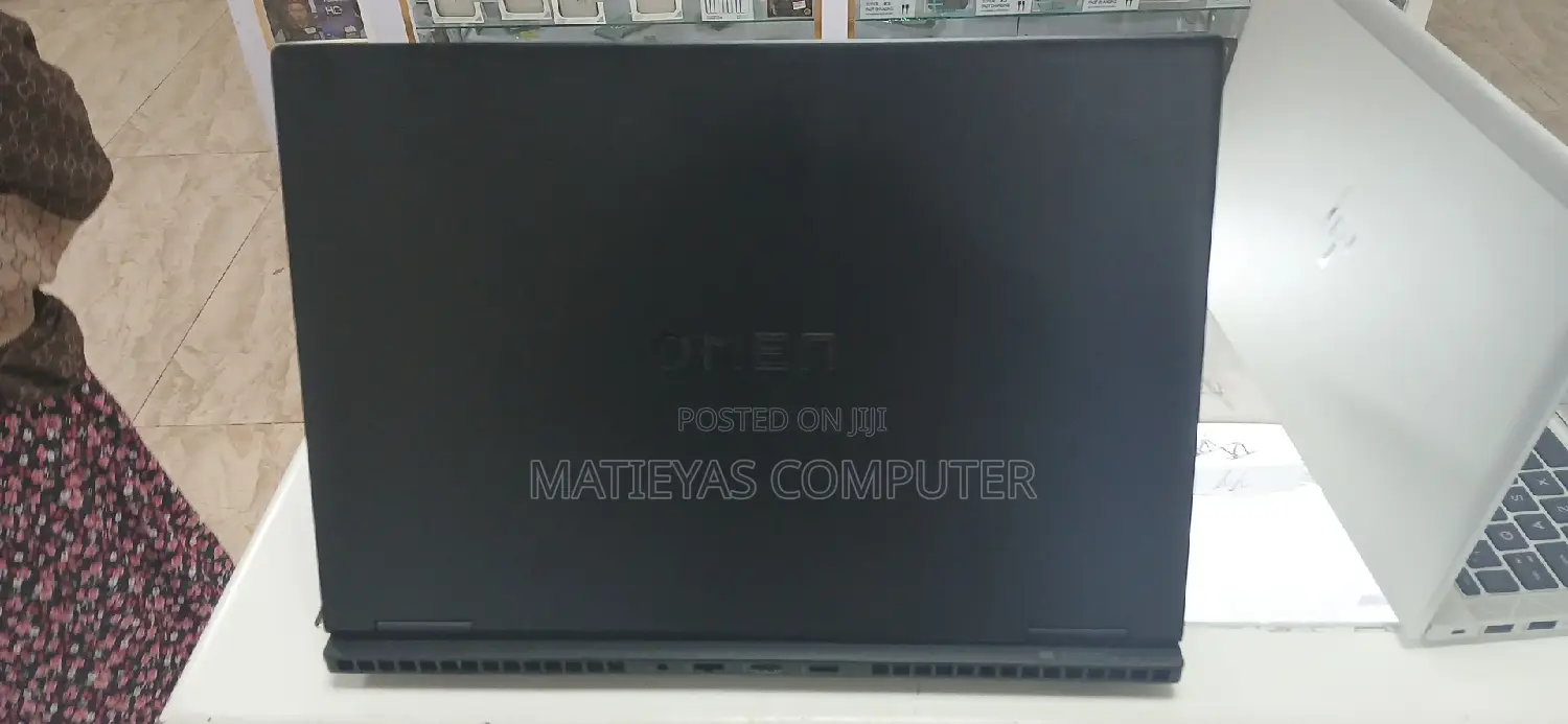 New Laptop HP Omen 16 16GB Intel Core I9 SSD 1T