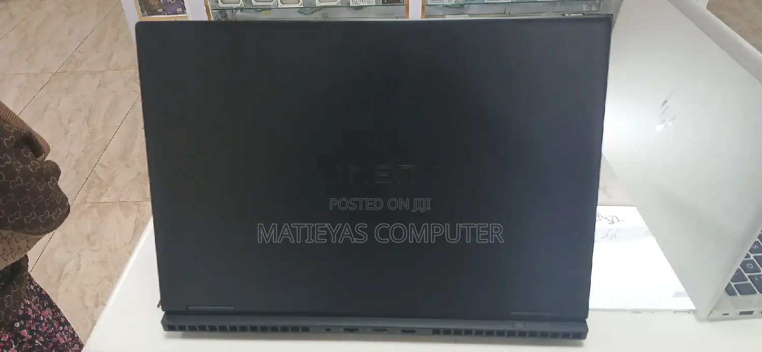 New Laptop HP Omen 16 16GB Intel Core I9 SSD 1T