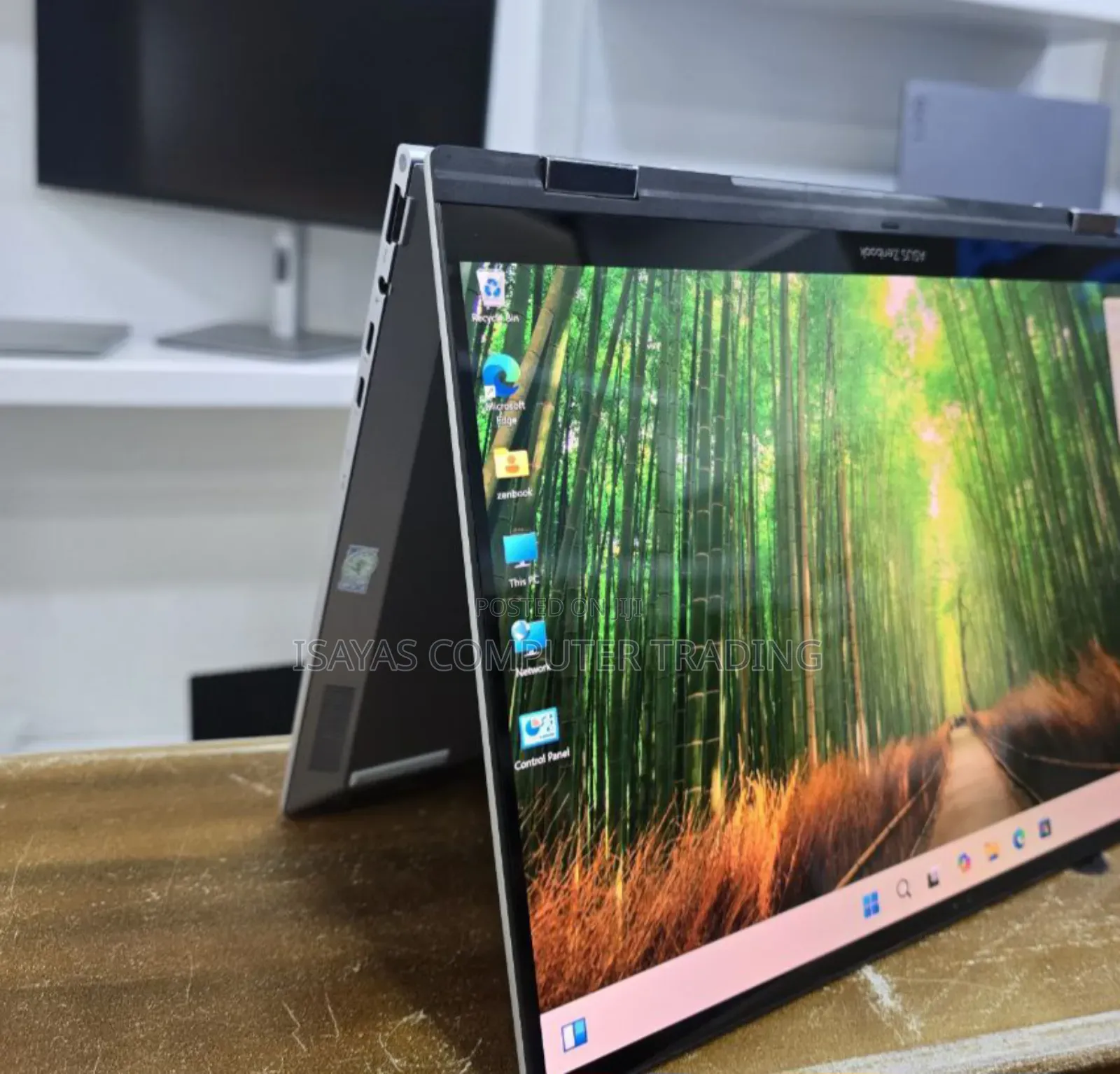 New Laptop Asus ZenBook 13 UX331UN 16GB Intel Core I7 SSD 1T