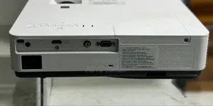 Photo - Sony Projector Model Name VPL-Dx221 Hardware Interface