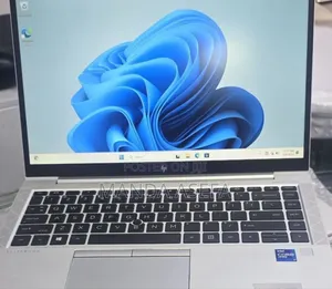 New Laptop HP EliteBook 840 G8 16GB Intel Core I7 SSD 512GB