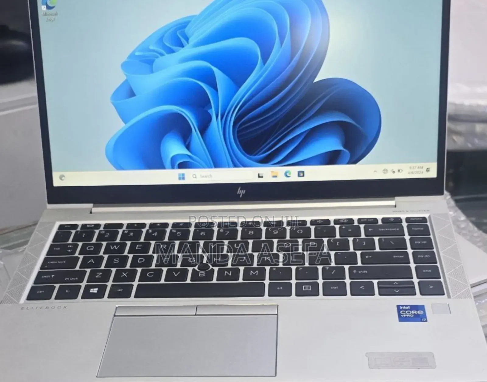 New Laptop HP EliteBook 840 G8 16GB Intel Core I7 SSD 512GB