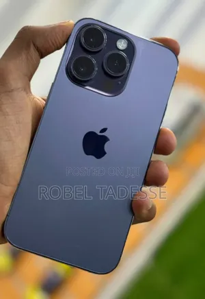 Photo - Apple iPhone 15 Pro 128 GB Purple
