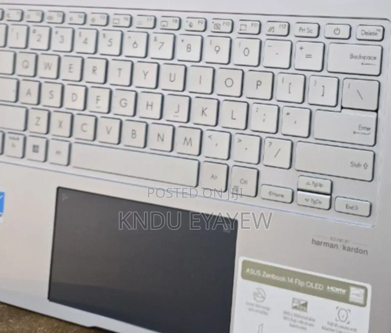 New Laptop Asus ZenBook 13 UX331UN 16GB Intel Core I7 SSD 1T