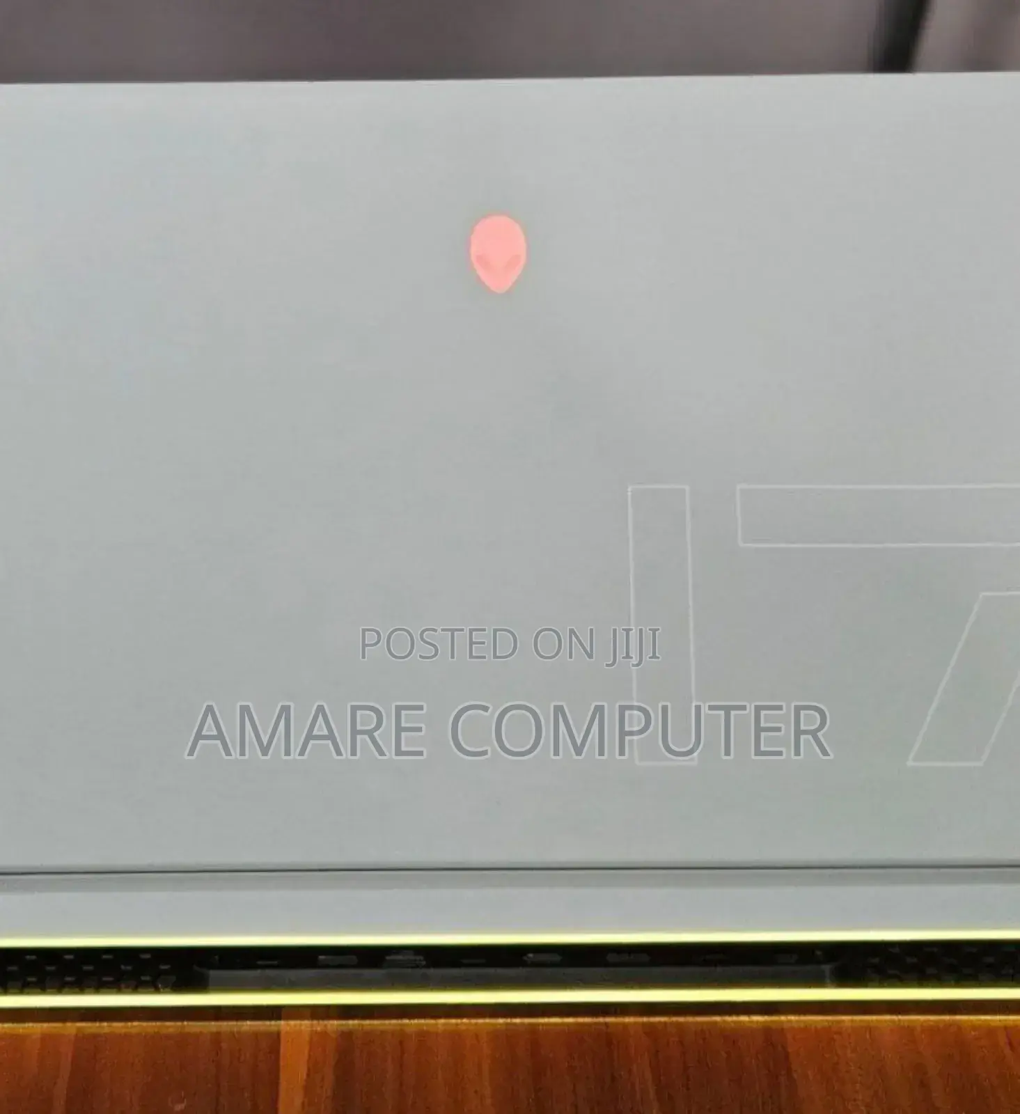 New Laptop Alienware M17x R2 16GB Intel Core I7 SSD 1T