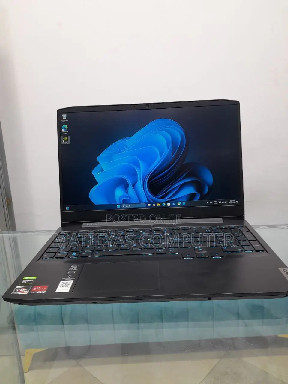 New Laptop Lenovo Ideapad 3 16GB AMD Ryzen 5 SSD 256GB