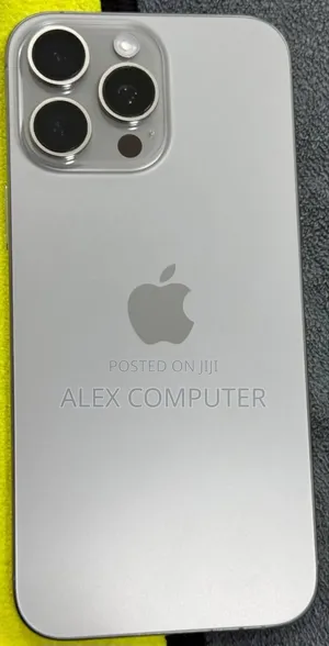 New Apple iPhone 16 Pro Max 256 GB Silver