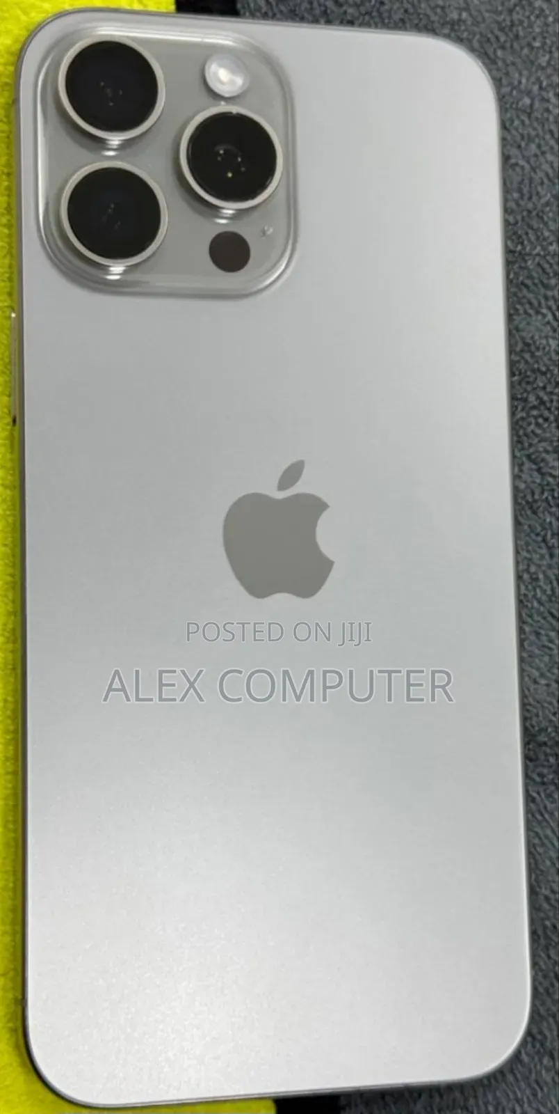 New Apple iPhone 16 Pro Max 256 GB Silver