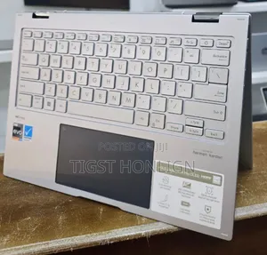 Photo - New Laptop Asus 16GB Intel Core i7 SSD 1T