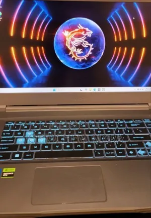 New Laptop Apple MacBook Pro M1 16GB Intel Core I5 SSD 512GB