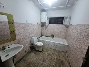 3bdrm Villa in Yeka for rent