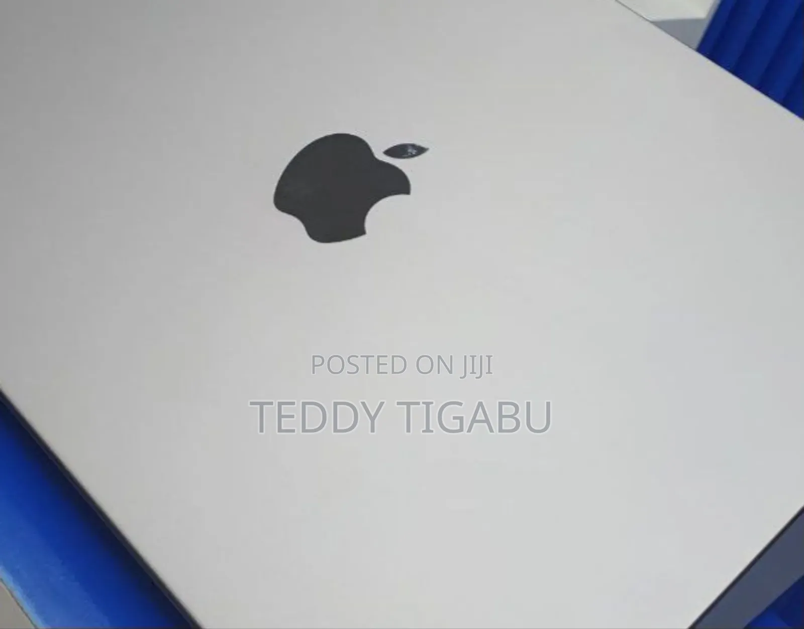 New Laptop Apple MacBook Pro 32GB Apple M1 SSD 2T