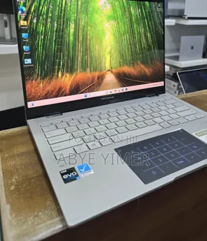 New Laptop Asus ZenBook Flip 14 UX461UA 16GB Intel Core I7 SSD 1T