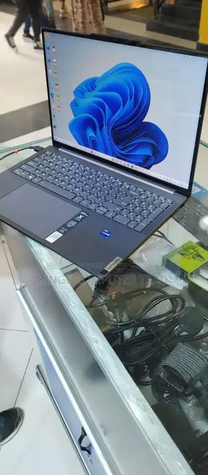 New Laptop Lenovo IdeaPad 5 Slim 13th Gen I7 32GB Intel Core I9 SSD 1T