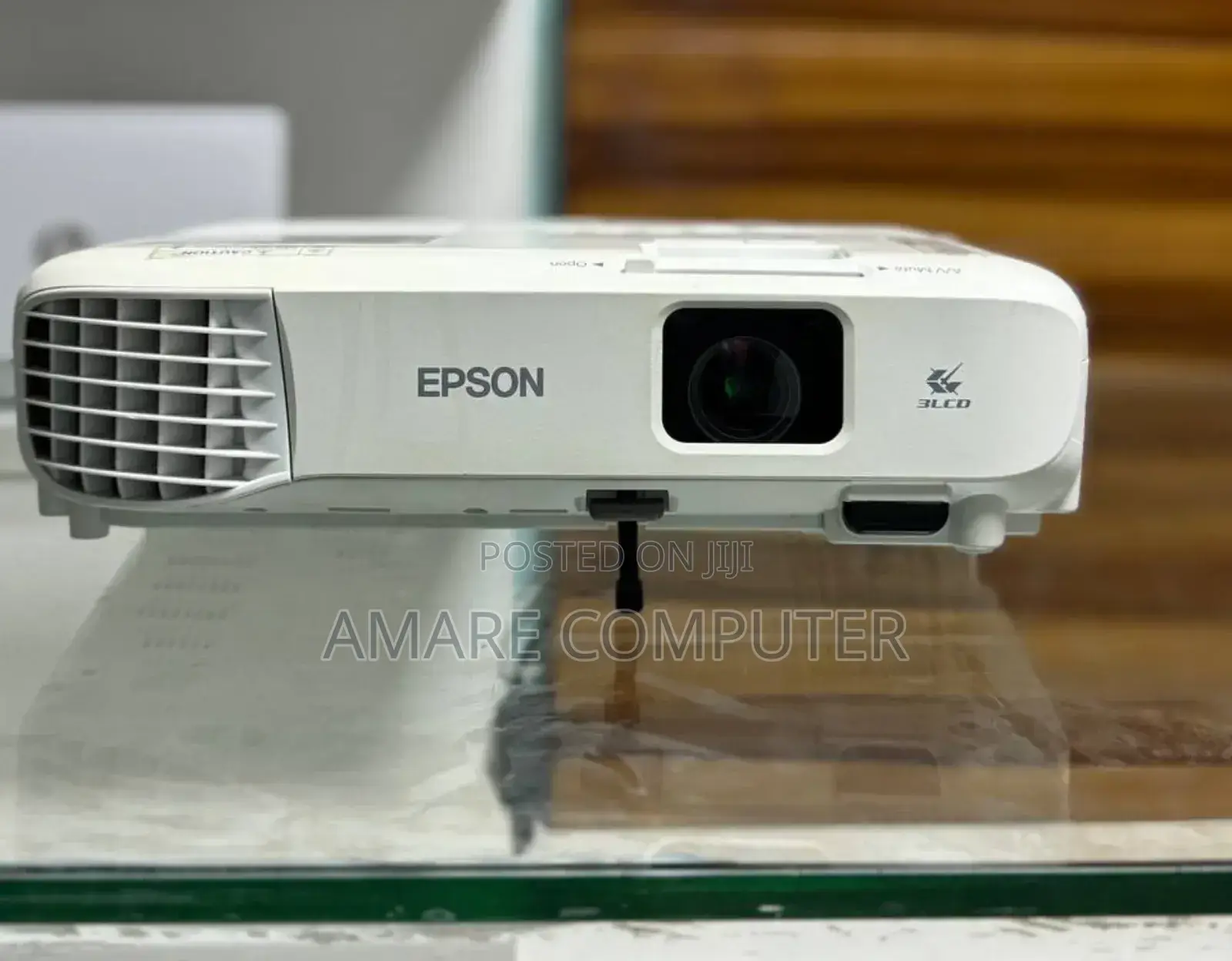 Epson Projector Model Name: Eb-S05 With Bag Hard