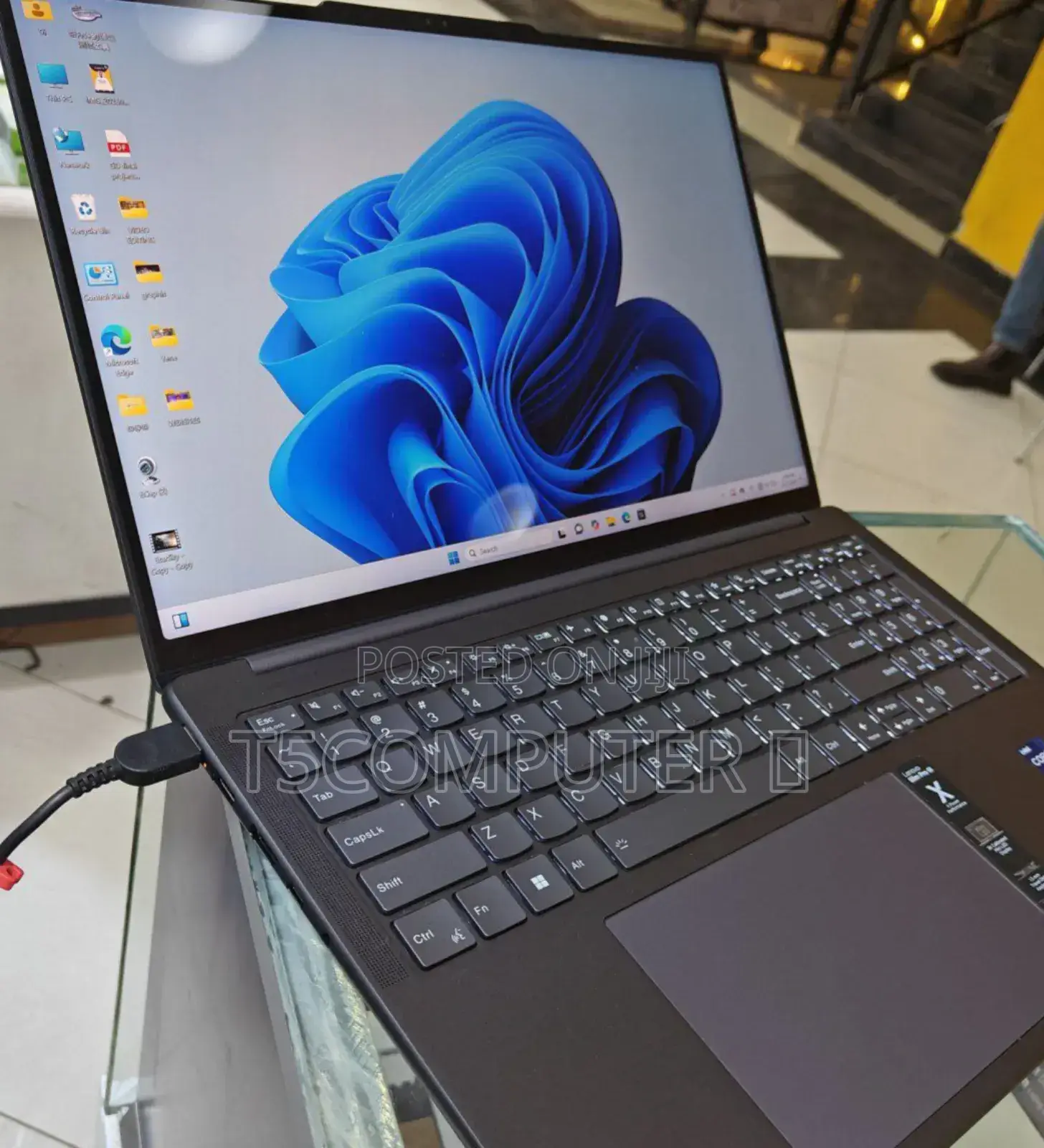 New Laptop Lenovo Yoga 9i 32GB Intel Core I9 SSD 1T