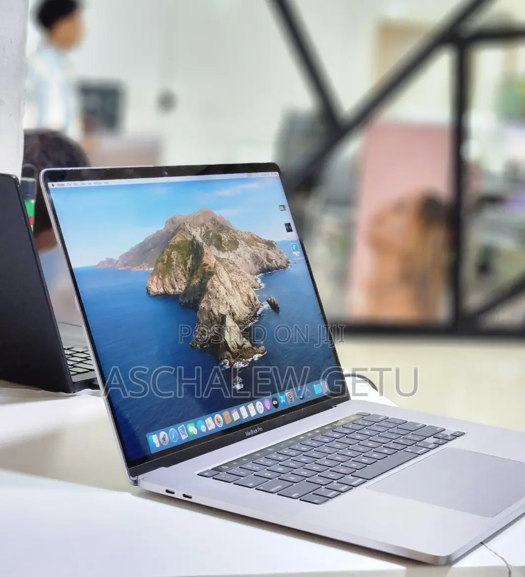 New Laptop Apple MacBook Pro 2019 32GB Intel Core I9 SSD 1T