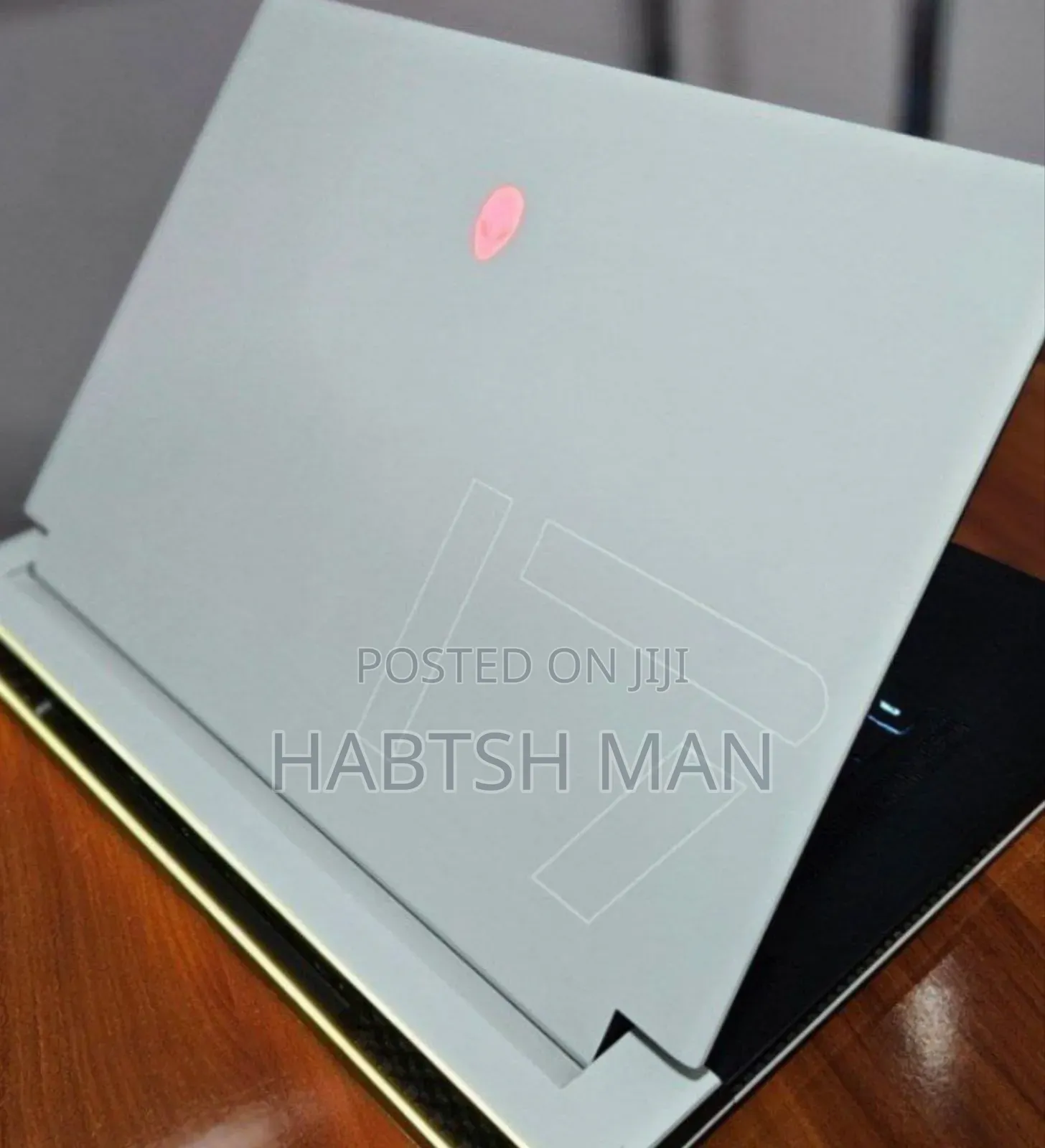 New Laptop Alienware M17x R2 16GB Intel Core i7 SSD 1T