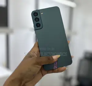 Photo - New Samsung Galaxy S22+ 5G 256 GB Green