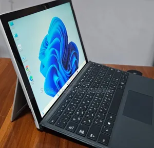 Photo - New Laptop Microsoft Surface Pro 7 8GB Intel Core I5 SSD 128GB