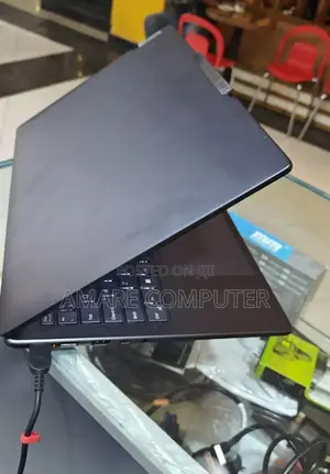 New Laptop Lenovo 32GB Nvidia SSD 1T