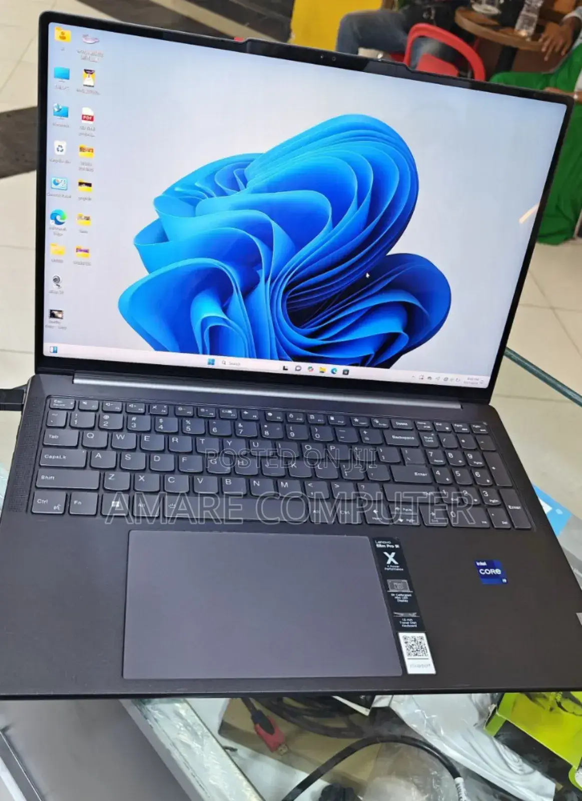 New Laptop Lenovo 32GB Nvidia SSD 1T