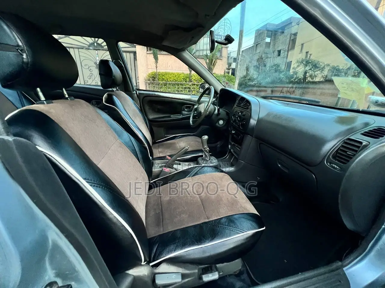 Mitsubishi Lancer 1997 Silver