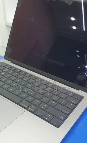 New Laptop Apple MacBook Pro 2011 32GB Apple M1 Pro SSD 512GB