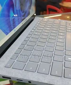 New Laptop Microsoft Surface 16GB Intel Core I7 SSD 512GB