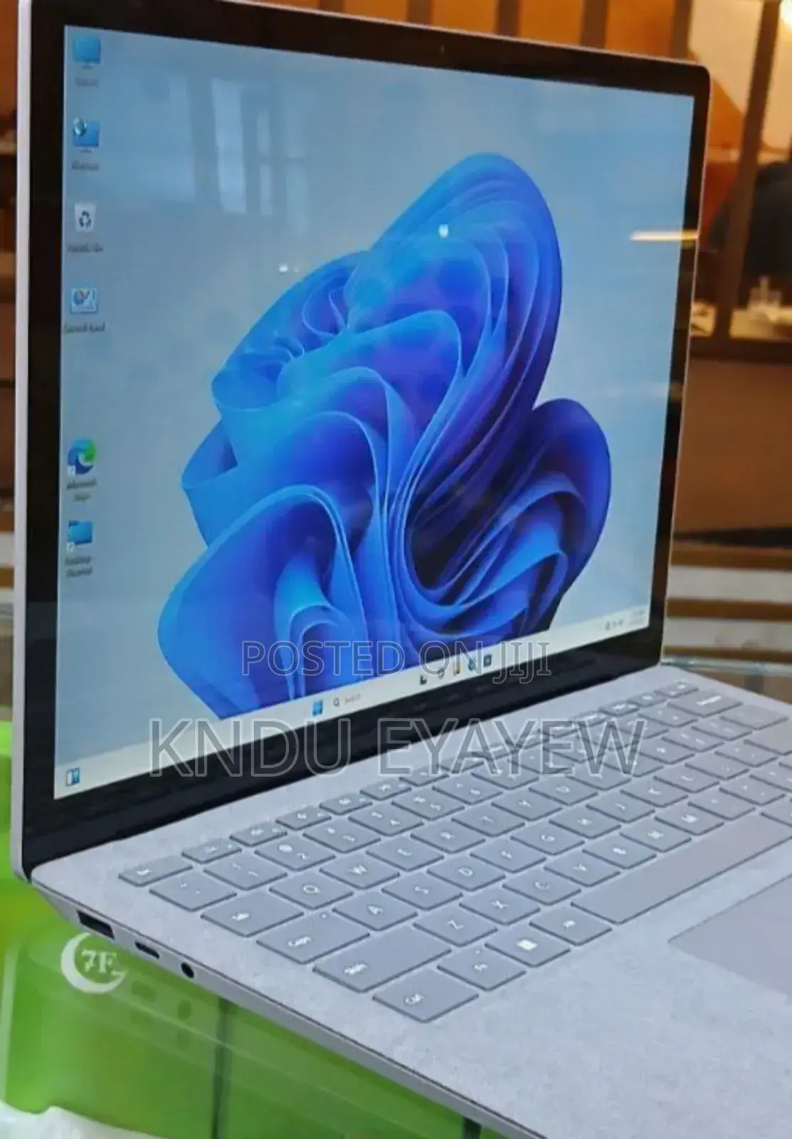 New Laptop Microsoft Surface 16GB Intel Core I7 SSD 512GB