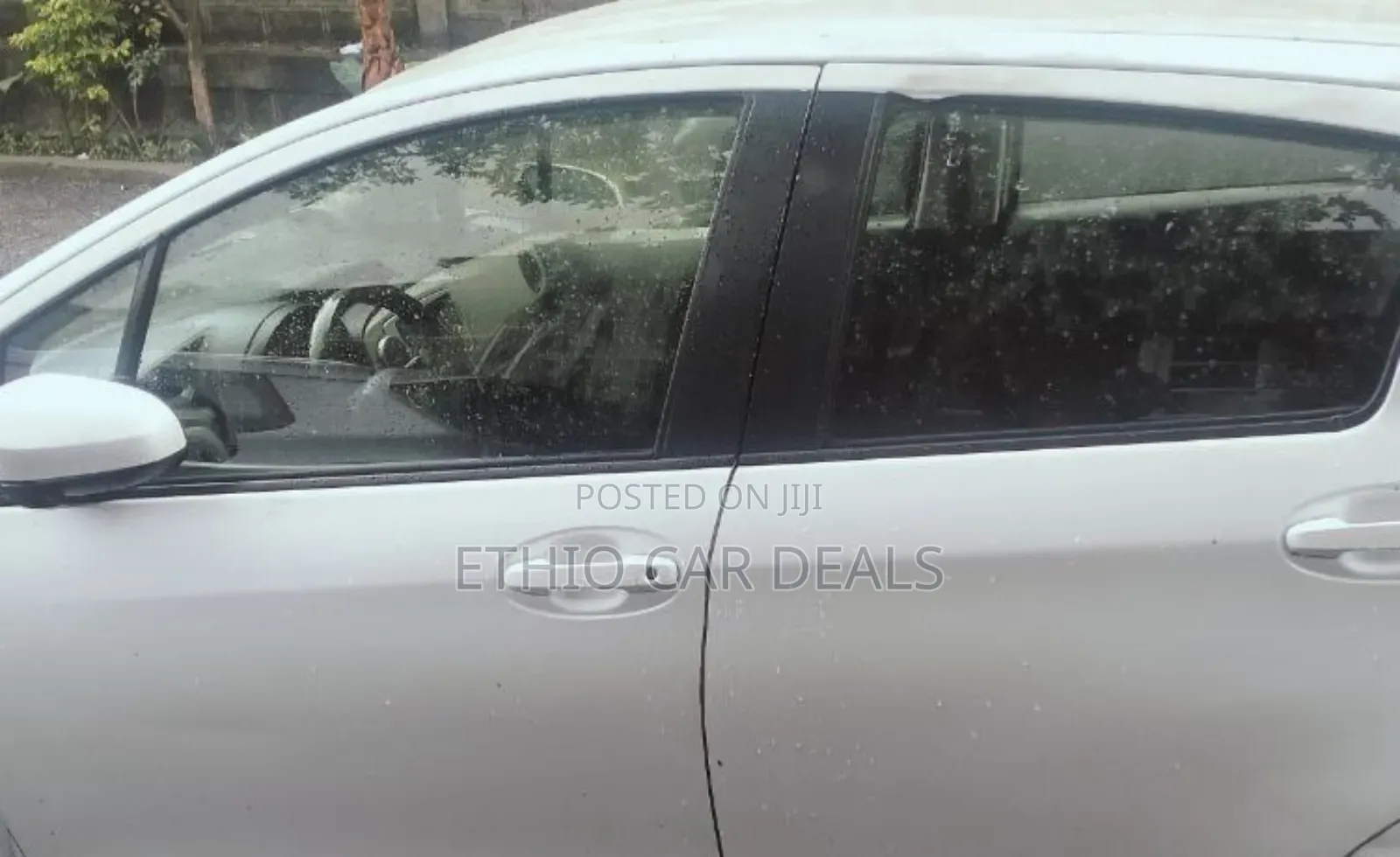 Toyota Yaris 2012 White