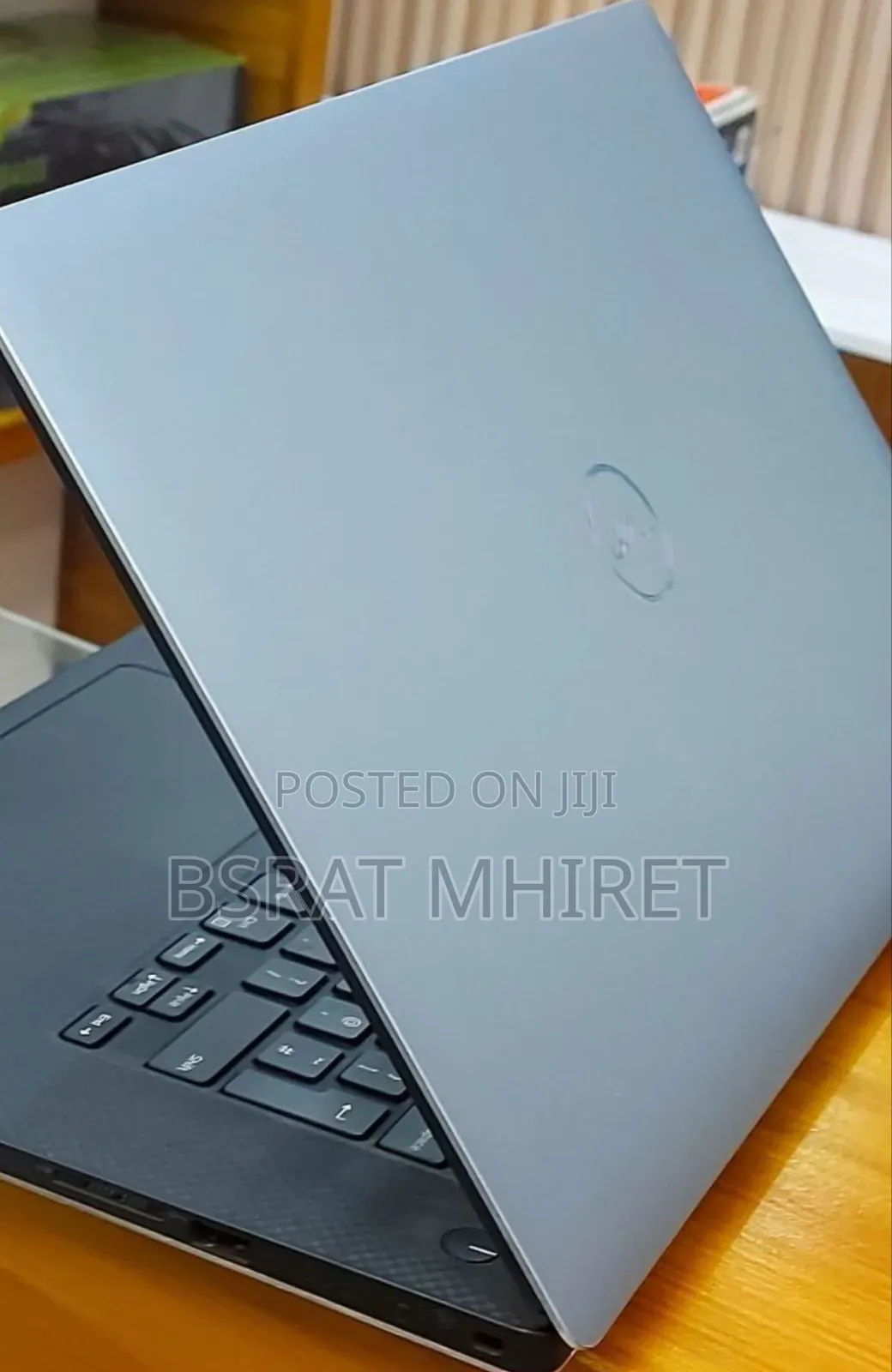 New Laptop Dell Precision 15 3520 16GB Intel Core I7 SSD 512GB