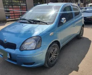 Toyota Vitz 2002 Blue