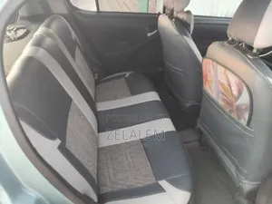 Toyota Vitz 2002 Blue