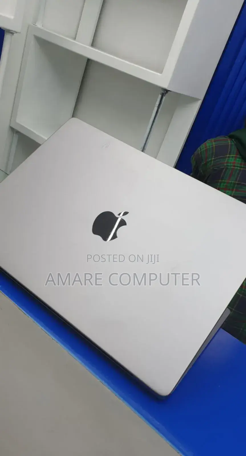 New Laptop Apple MacBook Pro 2021 M1 32GB Apple M1 SSD 512GB