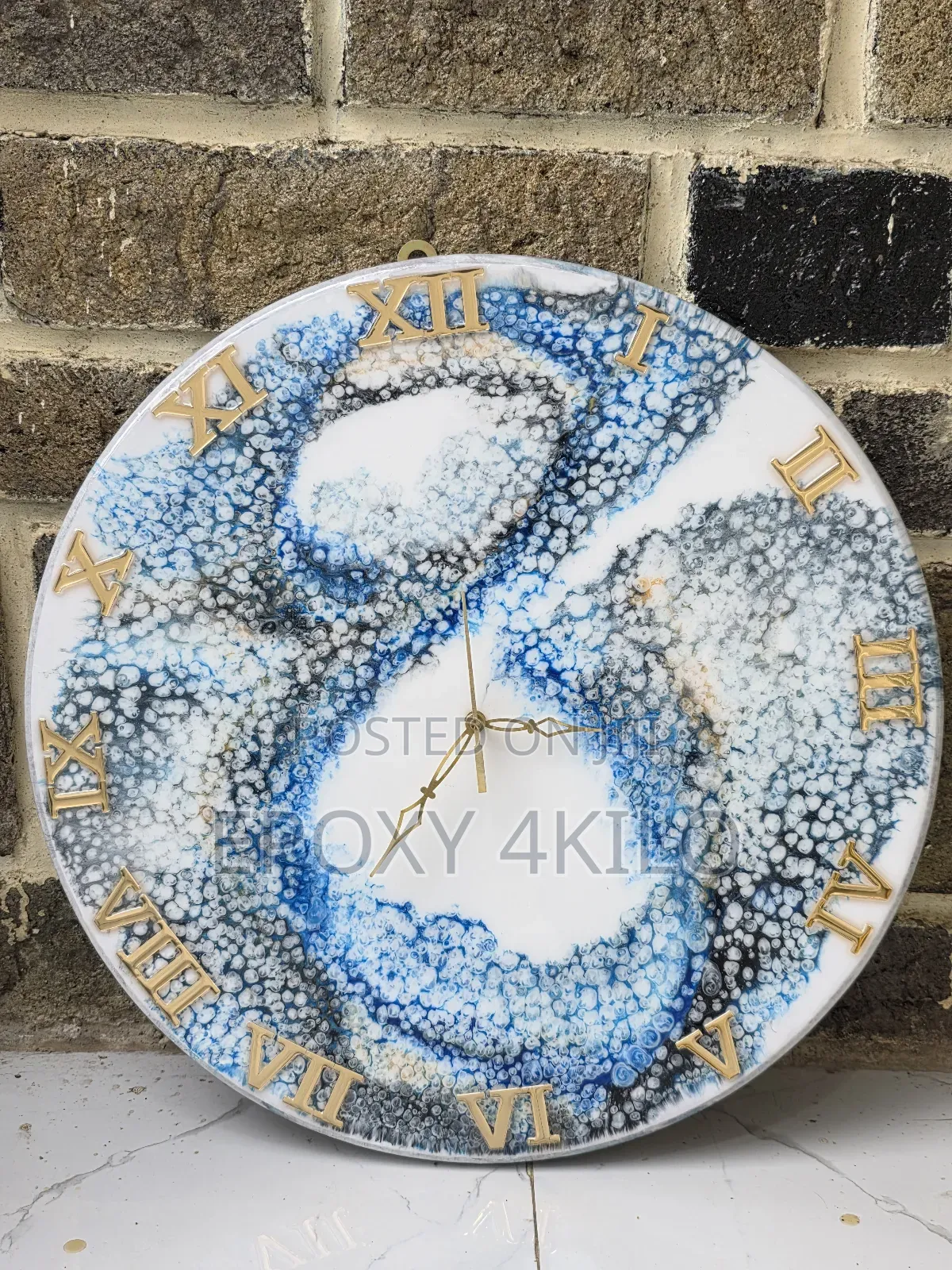 ለቤትዎ ውበት የሚጨምር የኢፖክሲ ሰዓት