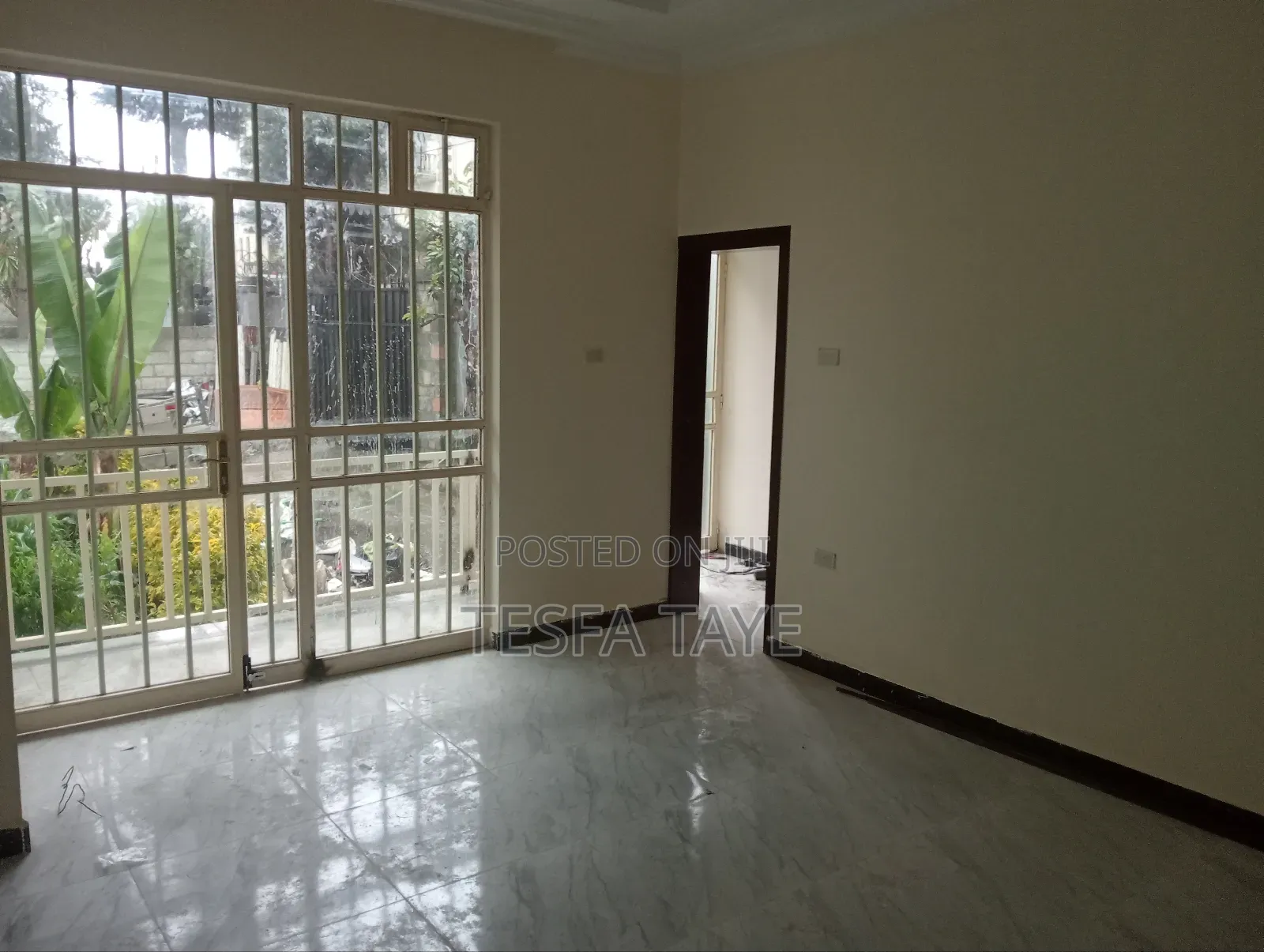 Furnished 2bdrm House in Yeka for rent