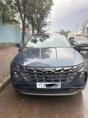 Photo - Hyundai Tucson 2022 Gray