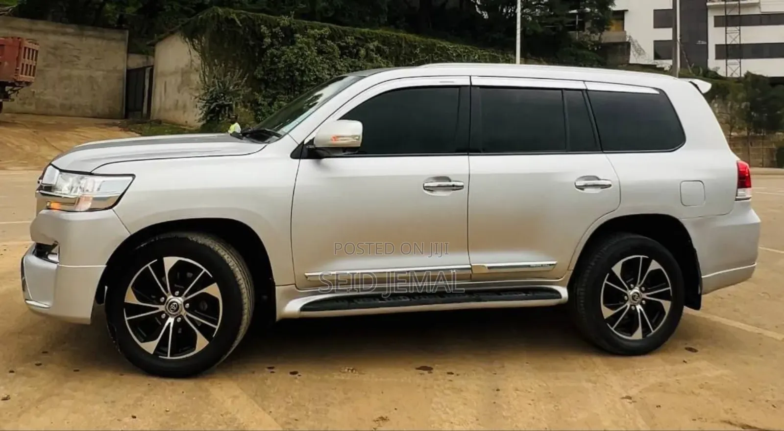 Toyota Land Cruiser 2009 Silver