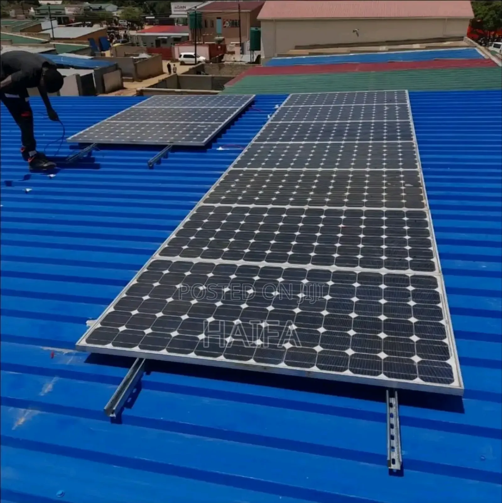 Solarr ጀነሬተሮችን እያስቀረ ነው