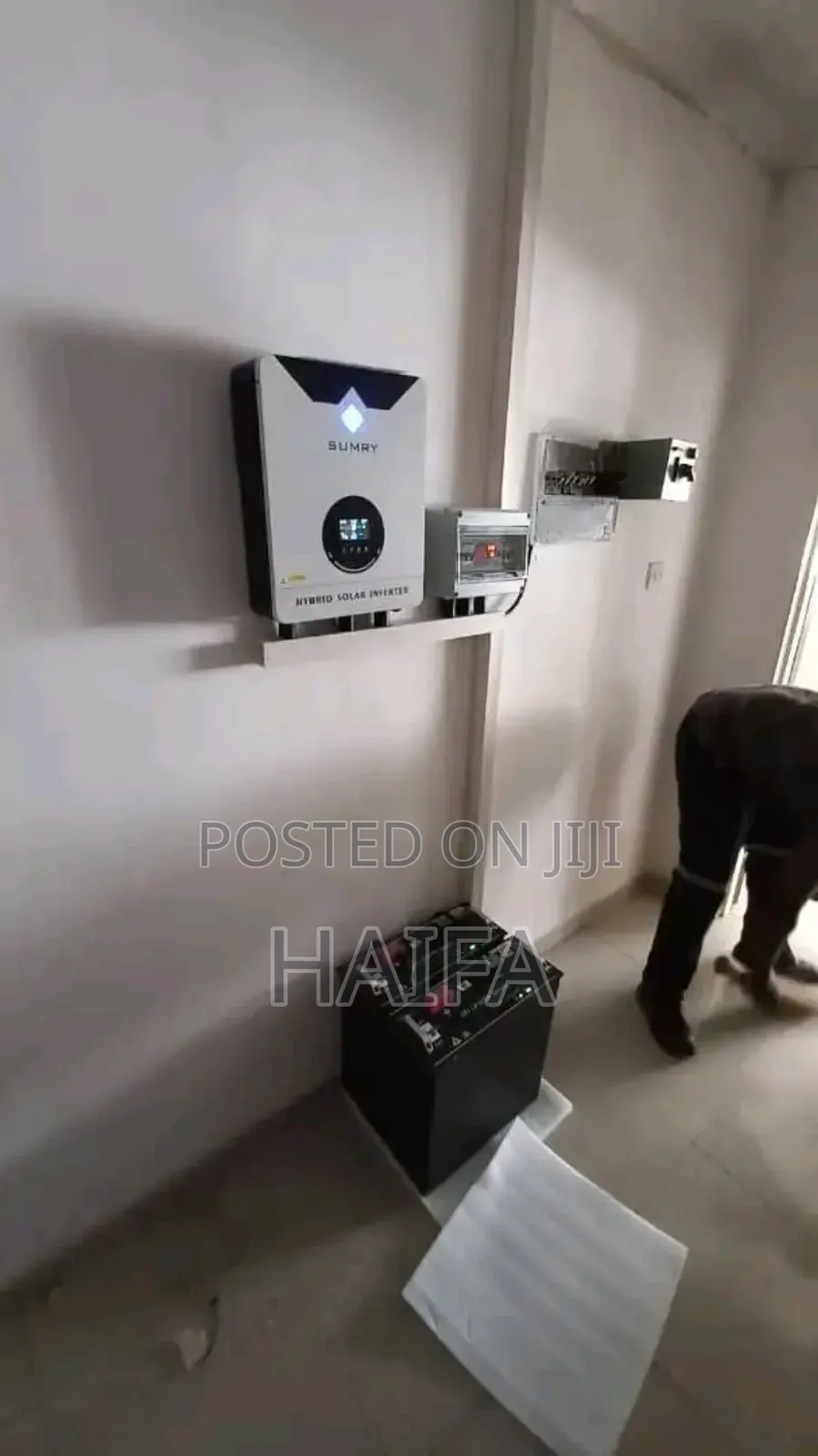 Solarr ጀነሬተሮችን እያስቀረ ነው