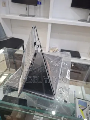 New Laptop Asus ZenBook Flip S UX370UA 16GB Intel Core I7 SSD 1T