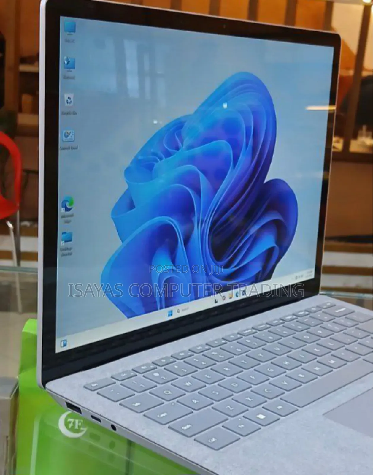 New Laptop Microsoft Surface 16GB Intel Core I7 SSD 512GB