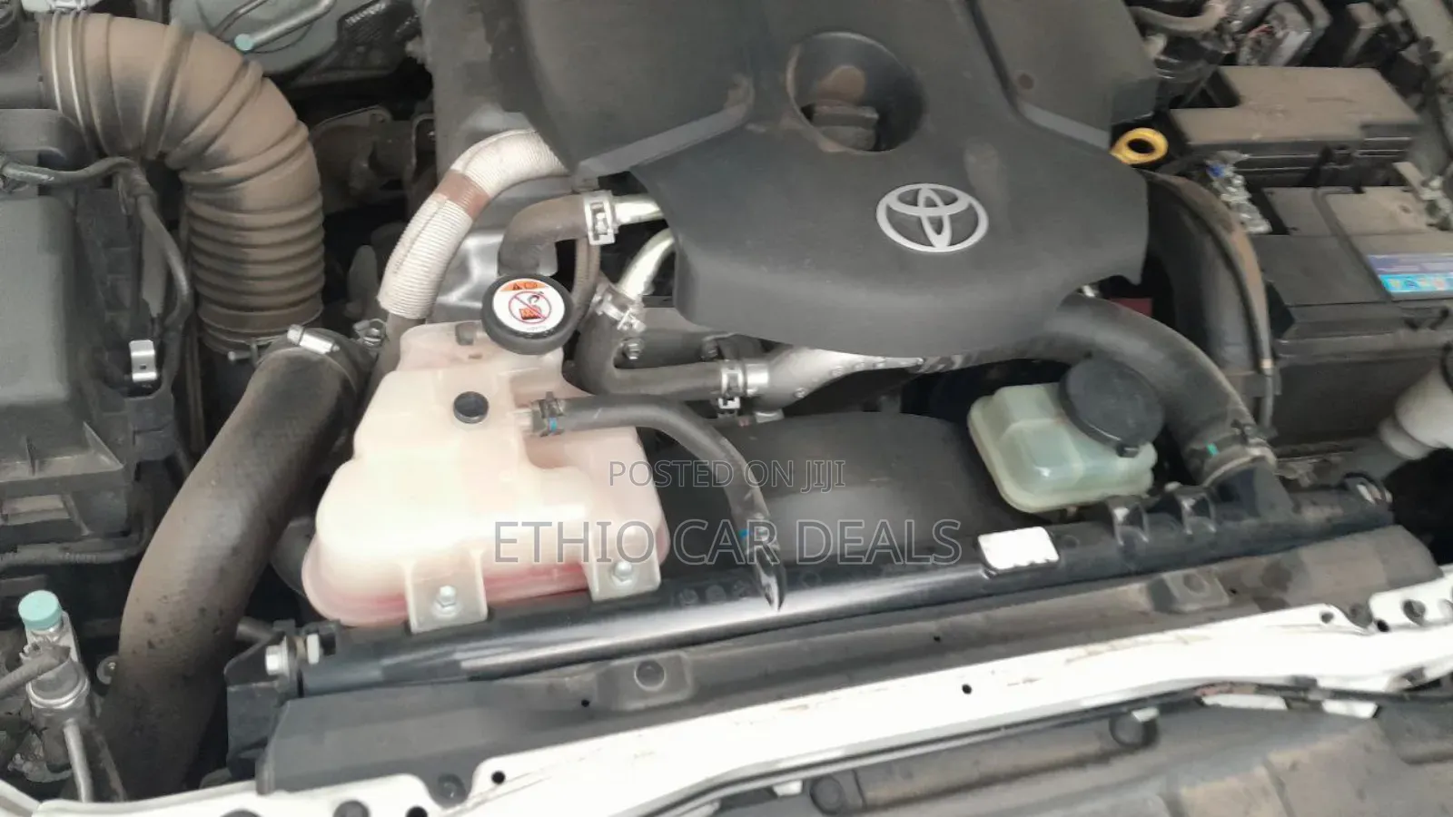 Toyota Hilux 2018 White